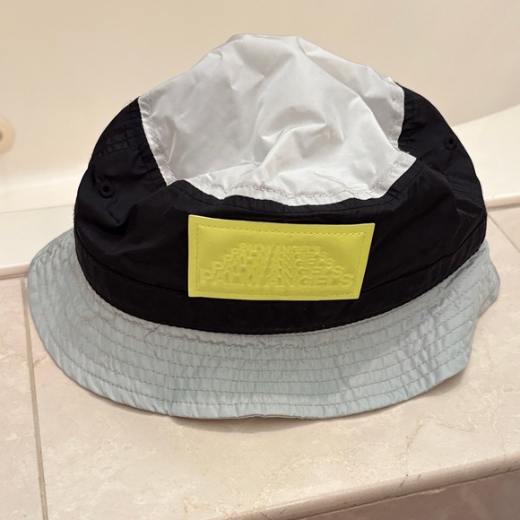 Palm Angels Other - Palm Angels Black and White Bucket Hat